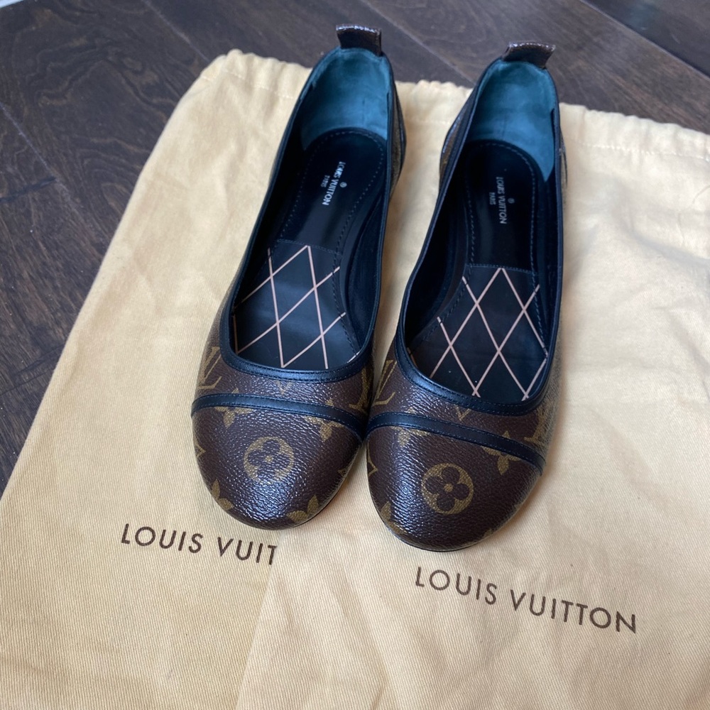 Authentic Louis Vuitton Monogram Flats